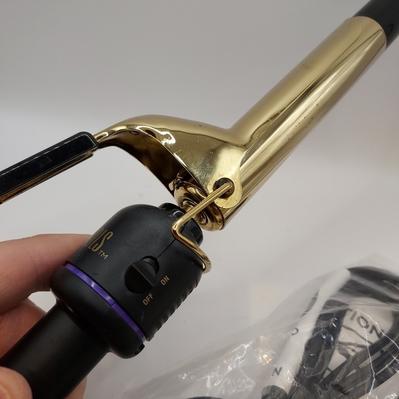 Hot Tools Signature Series Gold Curling Iron Wand 1' - HTIR1575. New, not in Box - Picture 5 of 6